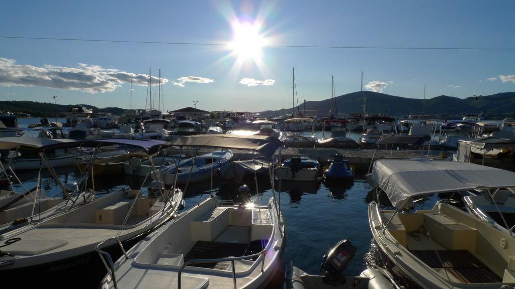 Apartments Tonka Trogir Luaran gambar