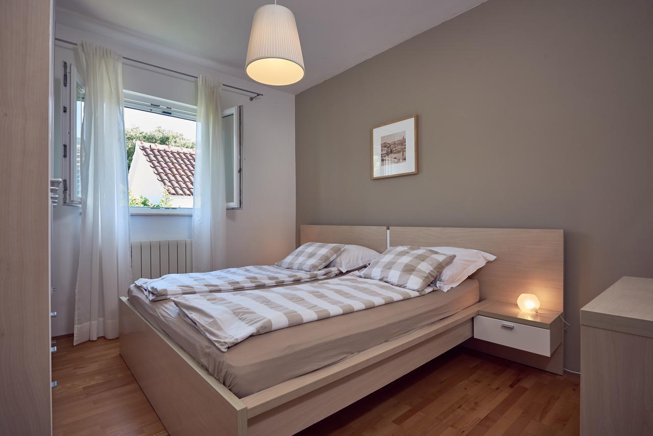 Apartments Tonka Trogir Bilik gambar